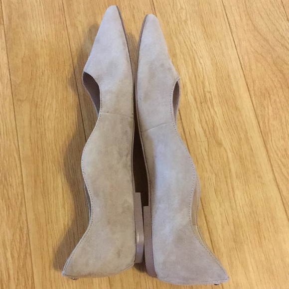 Sam Edelman Rosalie Scalloped Oatmeal Suede Flat 9 - Picture 6 of 8